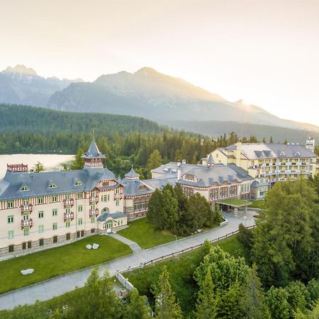 แกรนด์ โฮเต็ล เคมปินสกี้ ไฮ ทาแทรส Hotel Strbske Pleso ภายนอก รูปภาพ