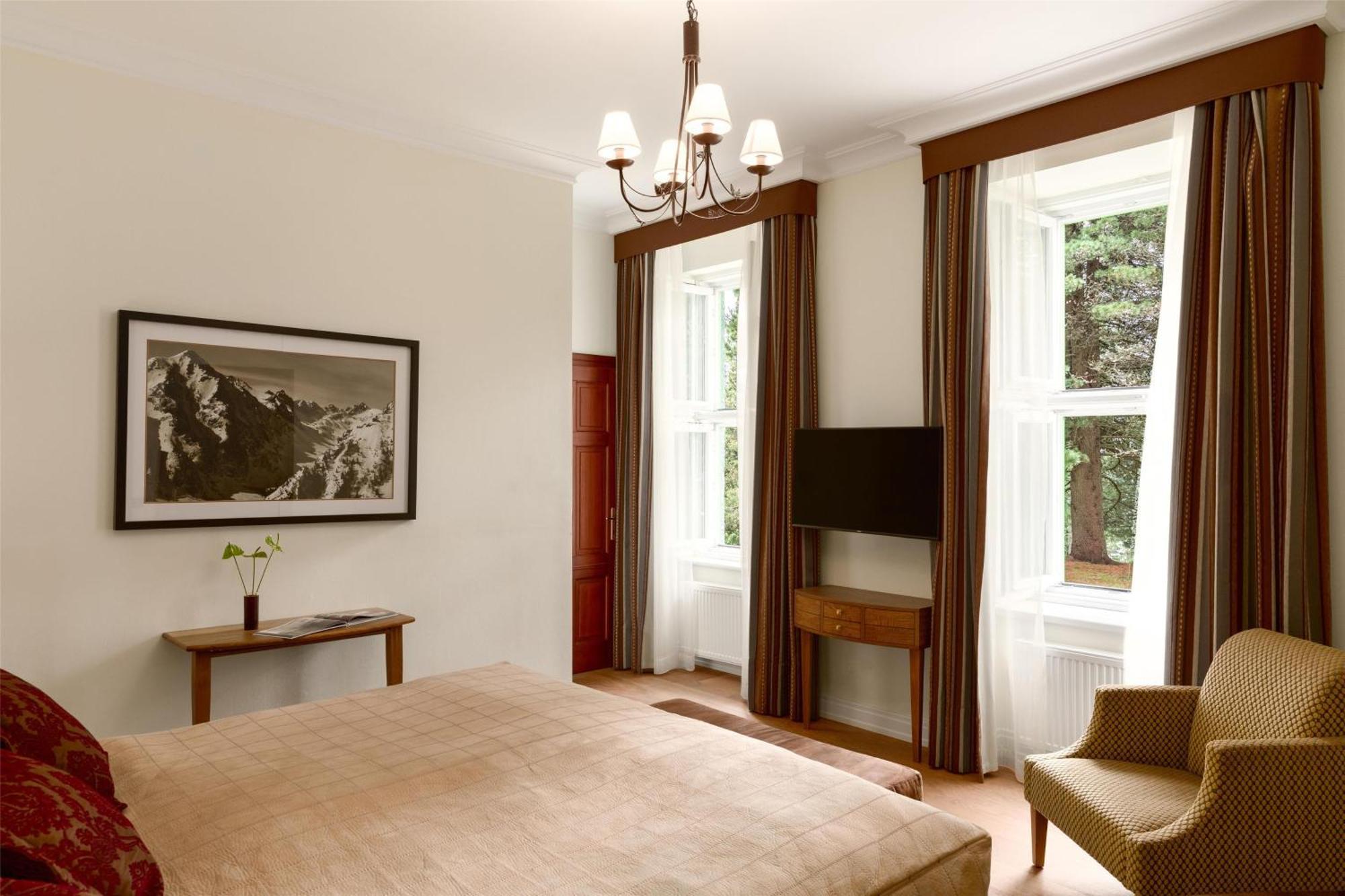 แกรนด์ โฮเต็ล เคมปินสกี้ ไฮ ทาแทรส Hotel Strbske Pleso ภายนอก รูปภาพ