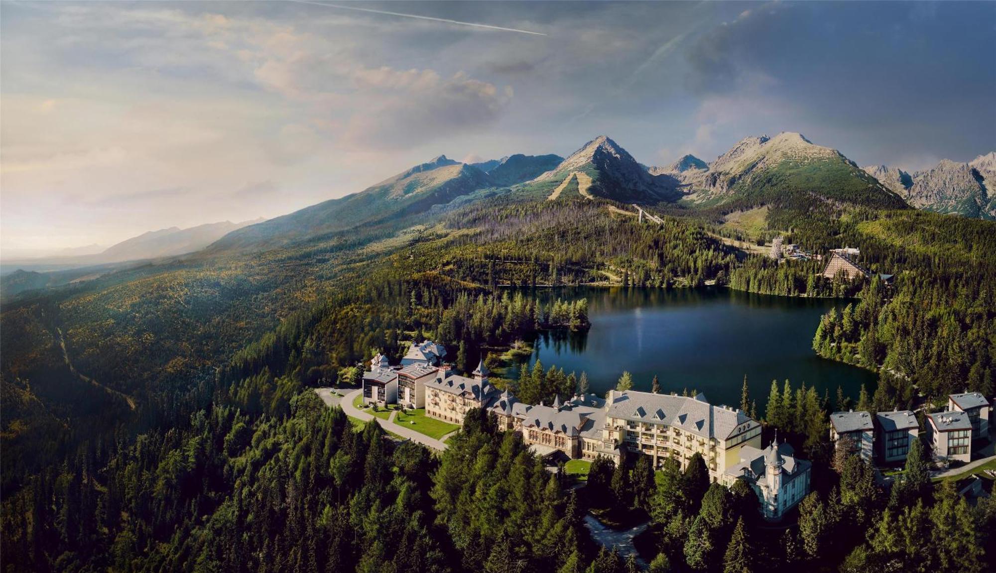 แกรนด์ โฮเต็ล เคมปินสกี้ ไฮ ทาแทรส Hotel Strbske Pleso ภายนอก รูปภาพ