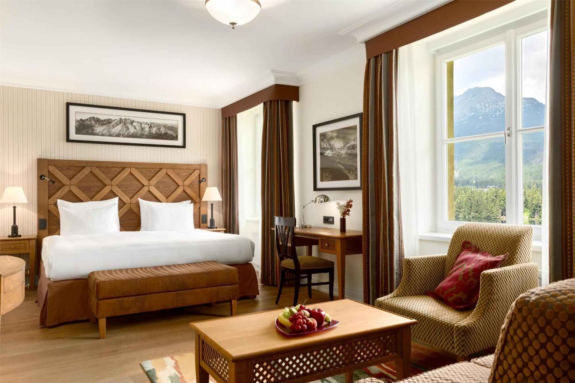 แกรนด์ โฮเต็ล เคมปินสกี้ ไฮ ทาแทรส Hotel Strbske Pleso ภายนอก รูปภาพ