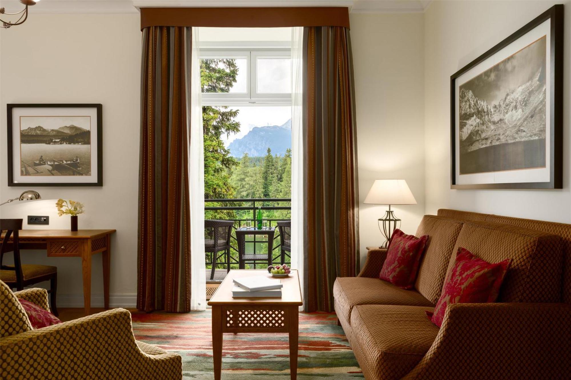 แกรนด์ โฮเต็ล เคมปินสกี้ ไฮ ทาแทรส Hotel Strbske Pleso ภายนอก รูปภาพ