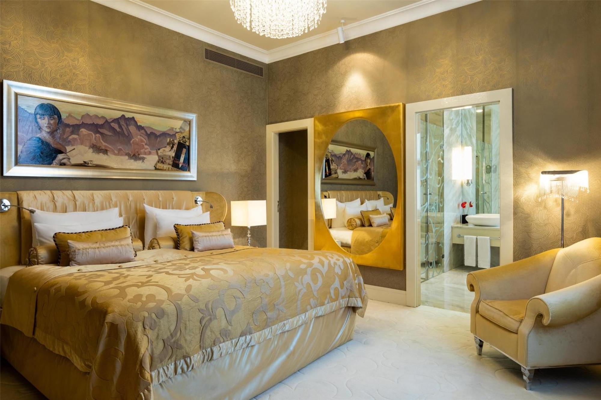 แกรนด์ โฮเต็ล เคมปินสกี้ ไฮ ทาแทรส Hotel Strbske Pleso ภายนอก รูปภาพ