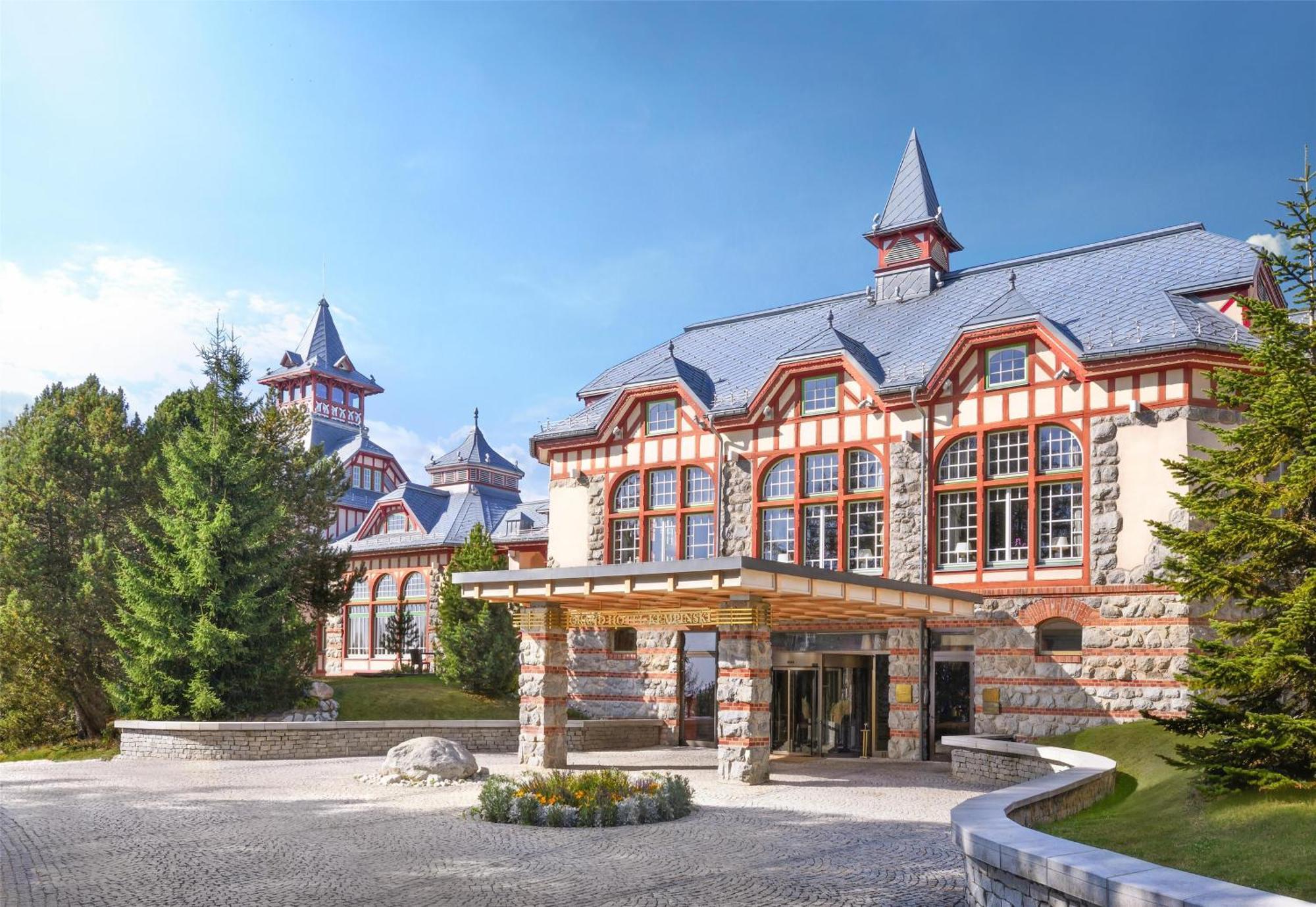 แกรนด์ โฮเต็ล เคมปินสกี้ ไฮ ทาแทรส Hotel Strbske Pleso ภายนอก รูปภาพ